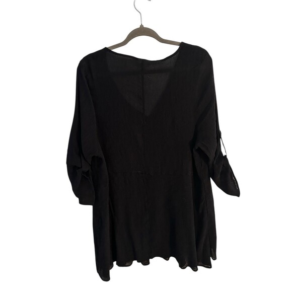 Zim & Zoe Plus Top V Neck Black 3/4 Roll Tab Sleeve Flare Hem Viscose Size 26/28 - Picture 5 of 7